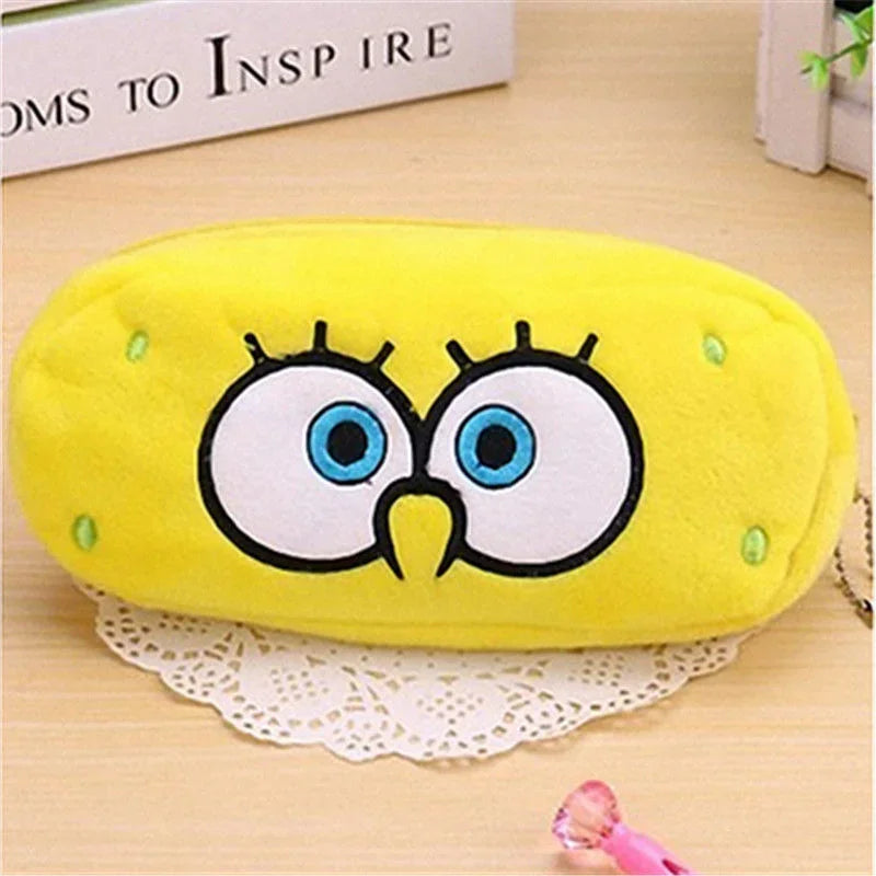 "Astuccio Peluche SpongeBob – Il Compagno Perfetto per Scuola e Regalo, Grande Capacità e Stile!"