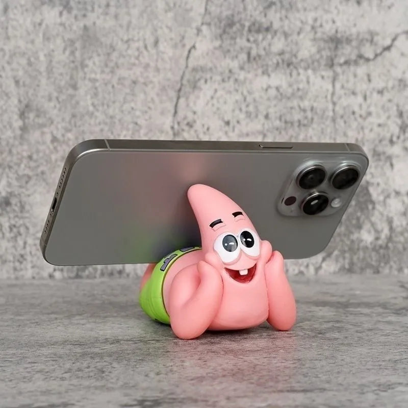 Porta Cellulare di Patrick – Aggiungi Divertimento e Stile alla Tua Scrivania!