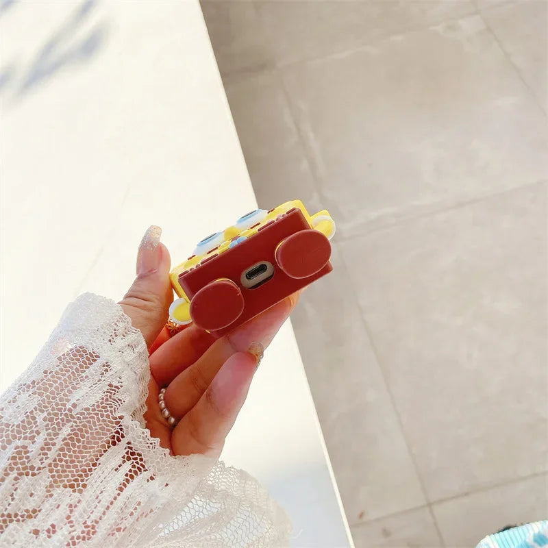 Custodia AirPods SpongeBob & Patrick – Proteggi i Tuoi Auricolari con Stile e Divertimento!