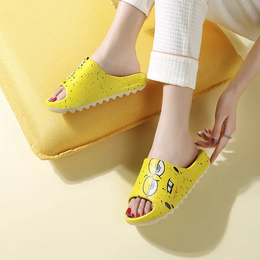 Pantofole SpongeBob Kawaii – Comode, Morbide e Perfette per Casa e Spiaggia!